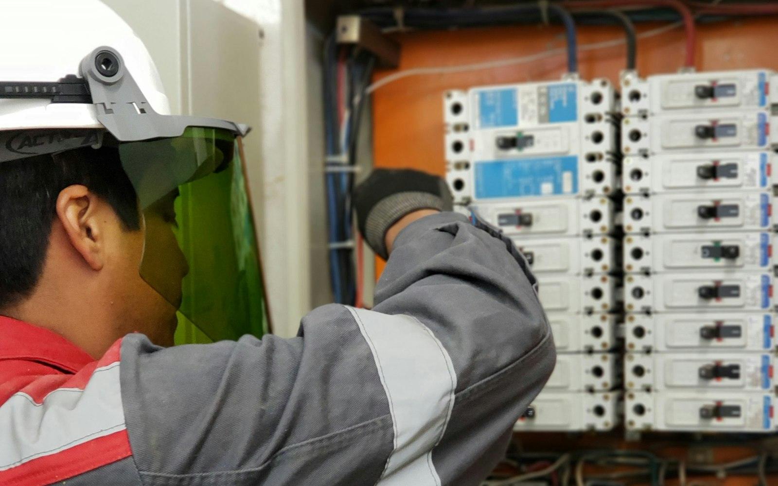 Electrical design — Hollis & Sons Electric
