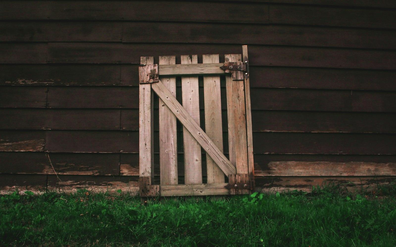 Fencing design — Harbor Line Fencing